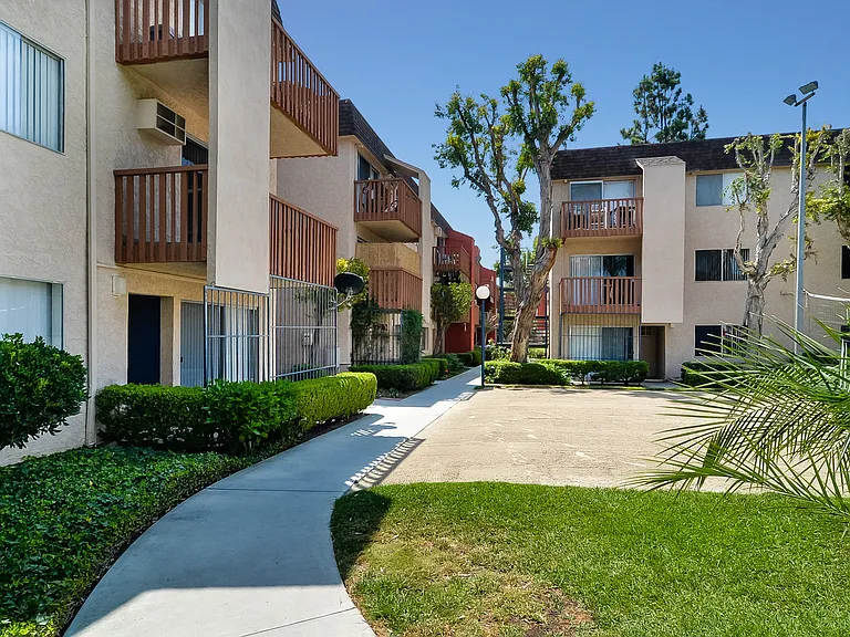 Springdale Villa — Photo 11