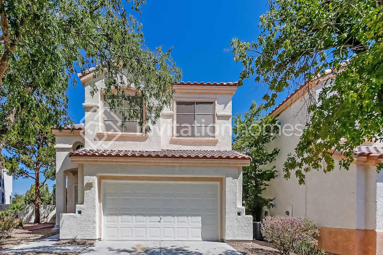9568 Aspen Glow Dr Las Vegas, NV 89134 — Photo 1