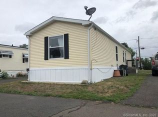 14 Comanche Rd, East Hartford, CT 06118