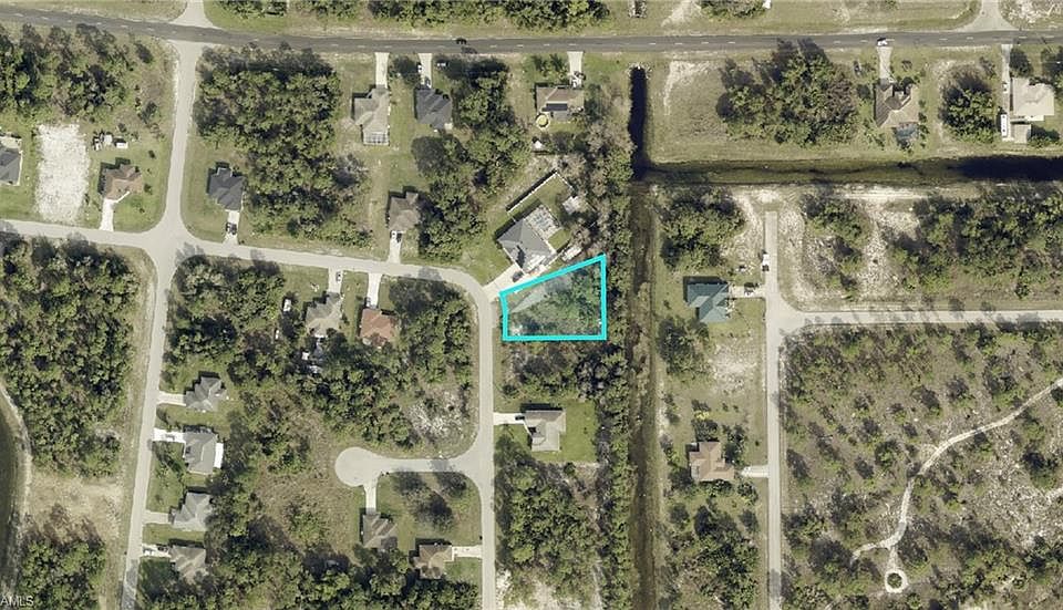 2nd image of 703 Brannen AVE