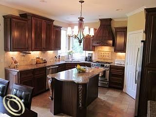 Outstanding Updated Cherry Kitchen