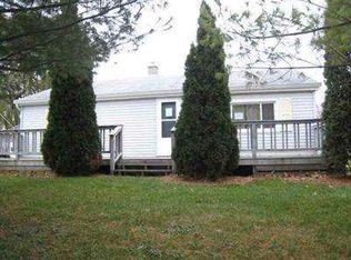 1975 Bock Dr, Owosso, MI 48867