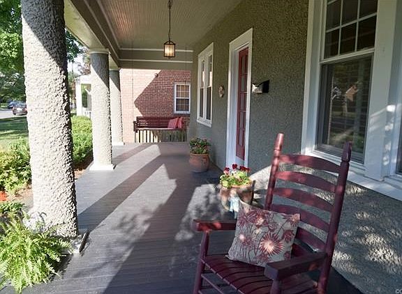 2nd image of 1237 Lorraine Ave