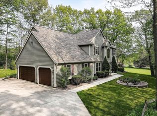 4408 Honeywood Ct, Jackson, WI 53037