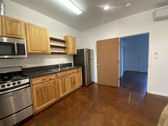 2nd image of 489 S Stewart St #5