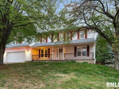 4745 Heatherstone Rd, Bettendorf, IA, 52722