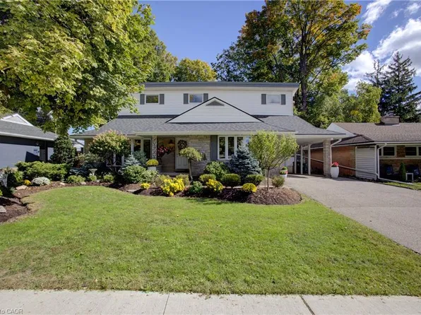 24 Valewood Pl, Kitchener, ON N2H 4N6