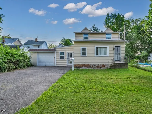 4649 Burleigh Rd, Garfield Heights, OH 44125