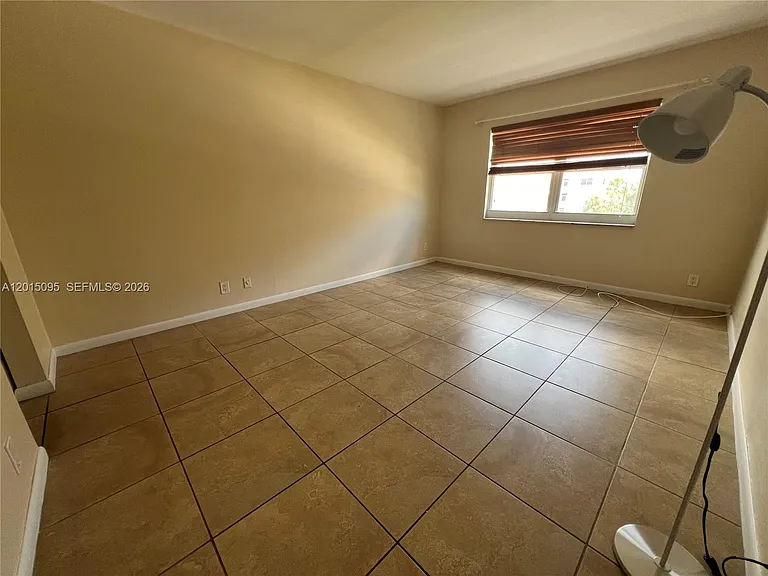 401 Golden Isles Dr #314 — Photo 4