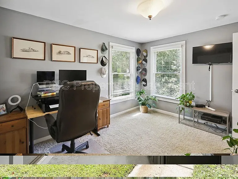 1695 Van Epps St SE — Photo 25