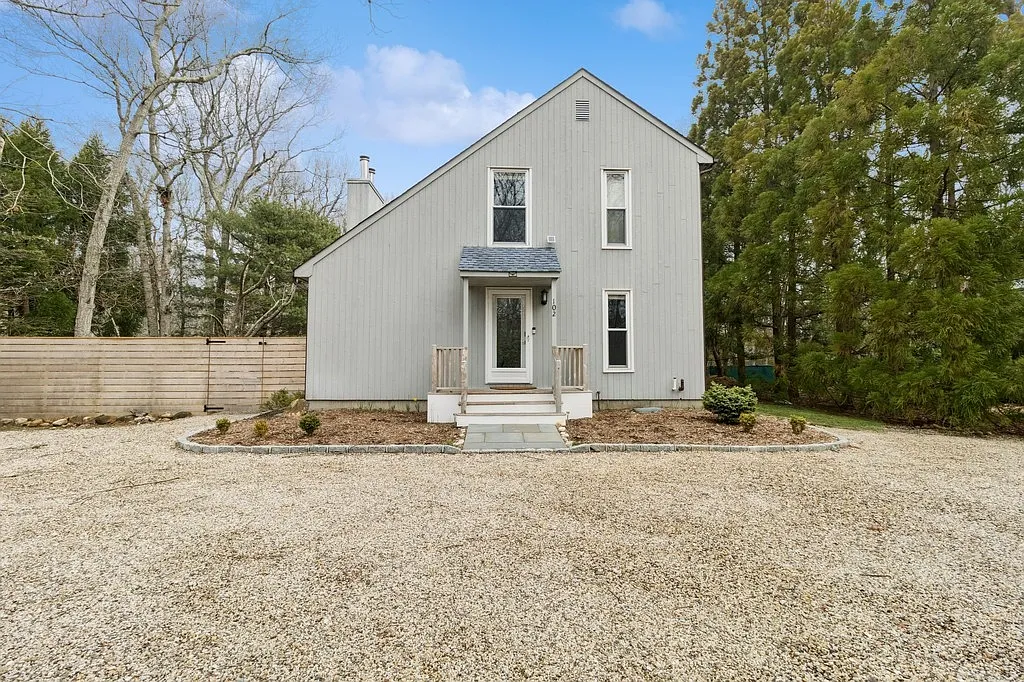 Springs Saltbox — Photo 4
