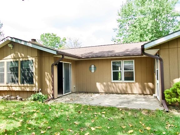 3rd image of 4209 W Hummingbird Way