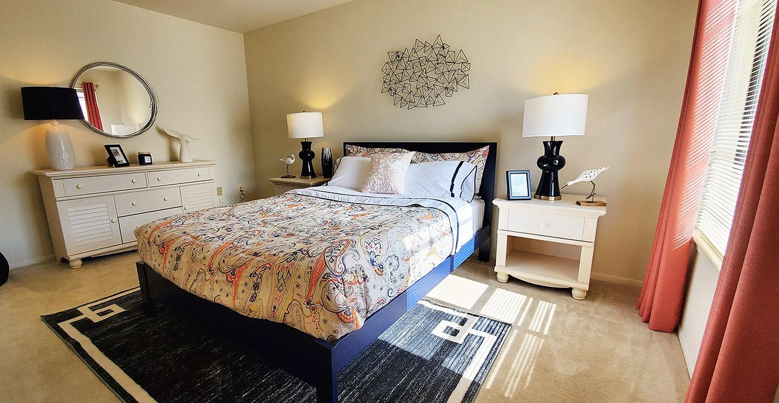 Mountain Ridge Apartments — Photo 4