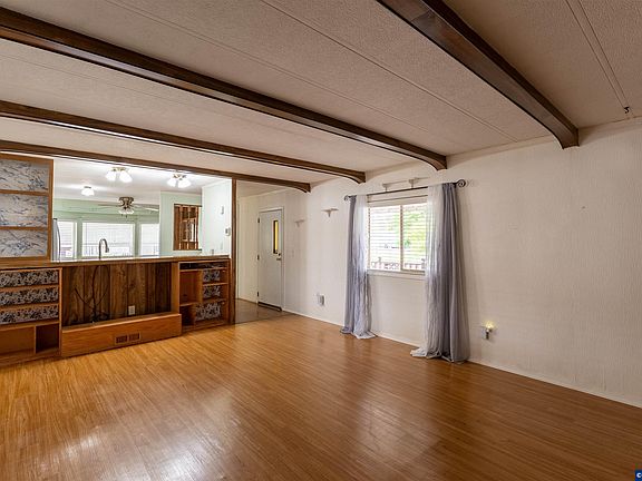 4th image of 277 NE Conifer Blvd Unit 132