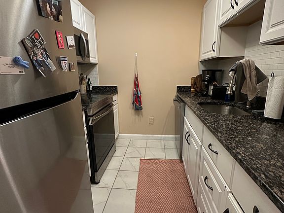 4th image of 276 Chestnut Hill Ave APT 14