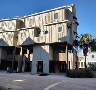 398 Pirates Landing Dr, Carrabelle, FL, 32322