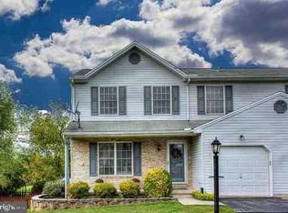 1997 Wyatt Cir, Dover, PA 17315