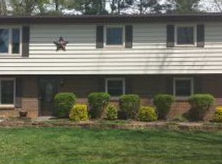 14141 Heather Dr, Bristol, VA 24202
