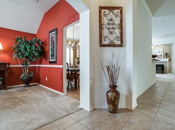 3rd image of 2432 Pheasant Dr