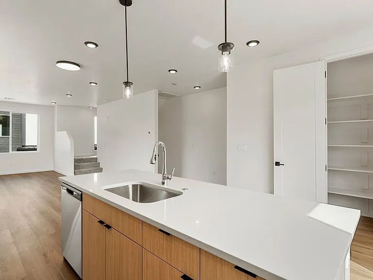 Coal Creek Townhomes — Photo 16
