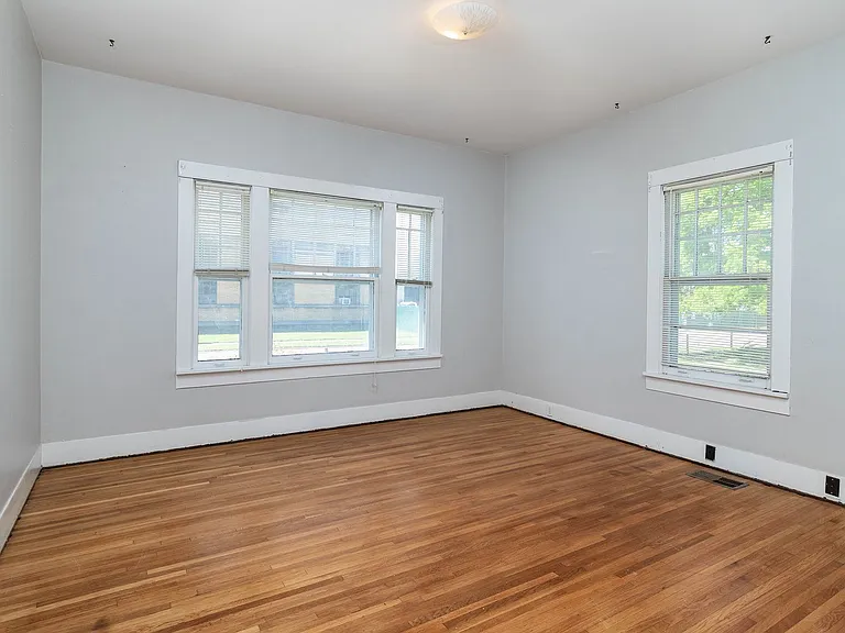 108 Blount St — Photo 8