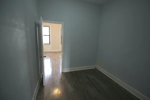 Rented by Compass | media 11