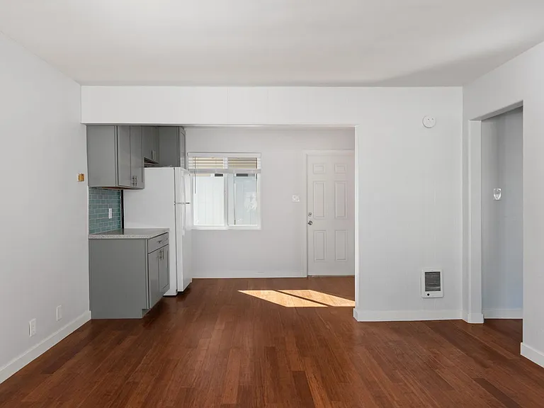 306-308 Elm Ave #861-865 — Photo 9