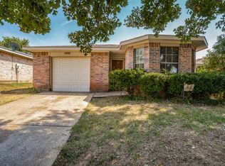 10216 Blackjack Oaks Dr, Dallas, TX 75227