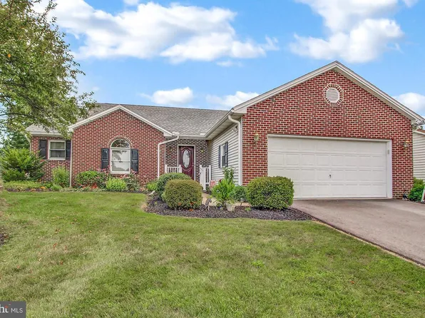 3650 Rock Creek Dr, Dover, PA 17315