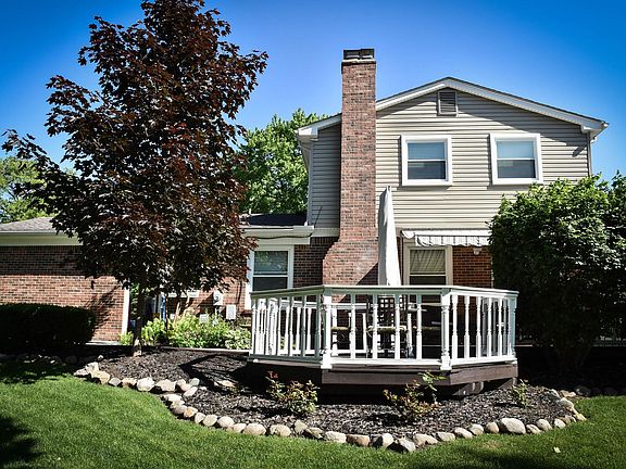 5th image of 41515 Ladywood Ct