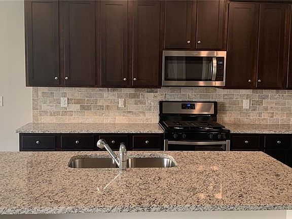 2nd image of 2420 Haliard Way