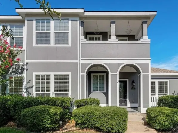 1125 Wenk Dr, Aubrey, TX 76227