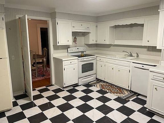 5th image of 255 Byrd Ave N