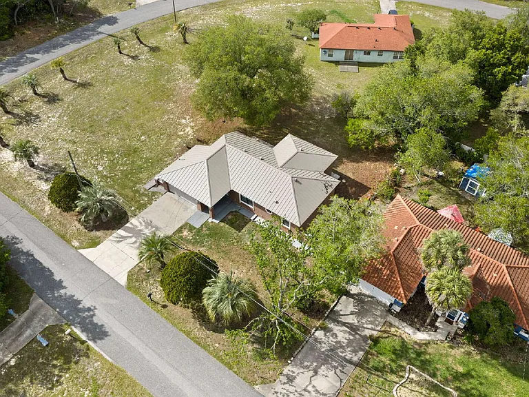 3 Olive Drive Run — Photo 4