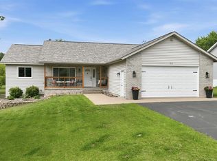 312 Country Ln, Durand, WI 54736