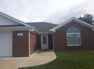 2106 Bambi Ln, Murray, KY 42071