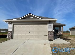 4016 Ryan Dr SW, Decatur, AL 35603