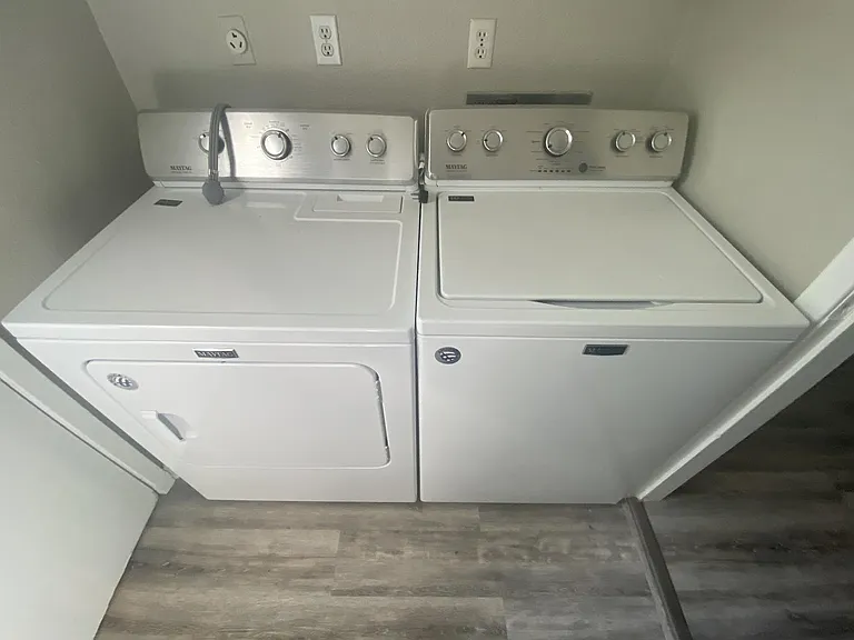 9317 Powhatan Dr — Photo 33