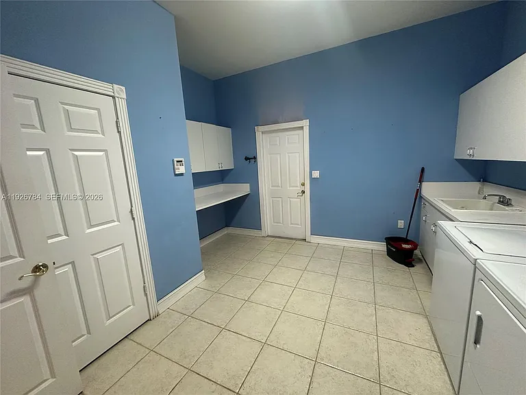 15335 SW 80th Ave — Photo 39