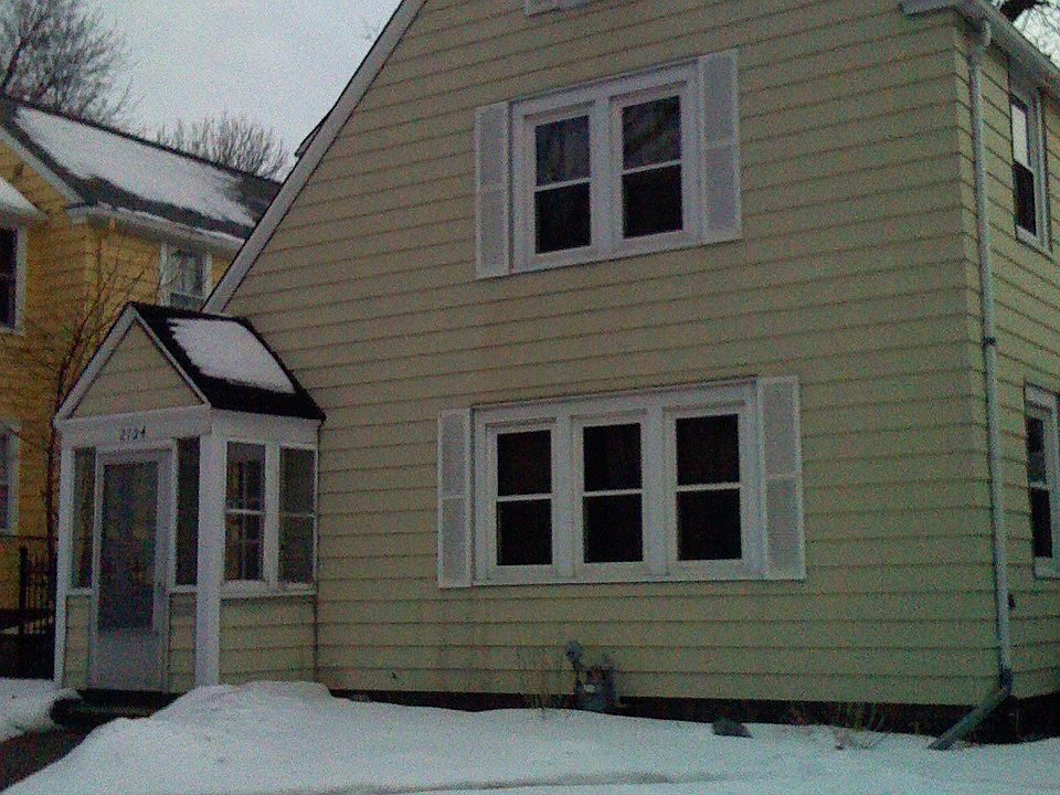 1st image of 2124 Saint Clair Ave