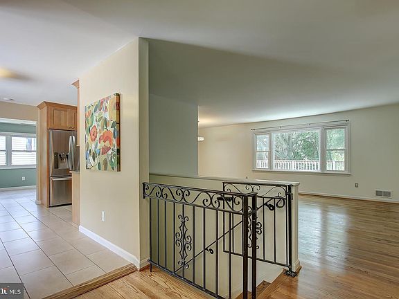 5th image of 17401 Park Mill Dr