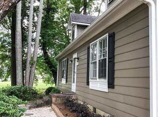 10 Wiltshire Ct, Taylors, SC 29687