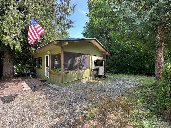 5151 Itswood Center Trail, Concrete, WA 98237
