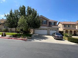 15831 Buck Point Ln, Fontana, CA 92336