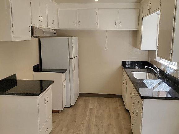 4th image of 1526 Stokes St APT 1