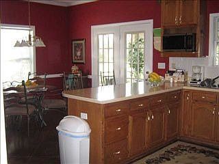 4th image of 4045 Pinehurst Blvd