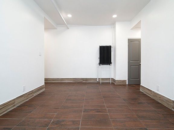 3rd image of 2336 Newbold Ave #1