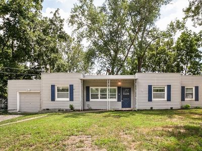 5 NE 74th St, Kansas City, MO, 64118