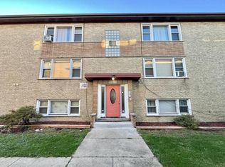 2119 135th Pl APT 1, Blue Island, IL 60406