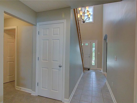 5th image of 687 Monticello Place Ln